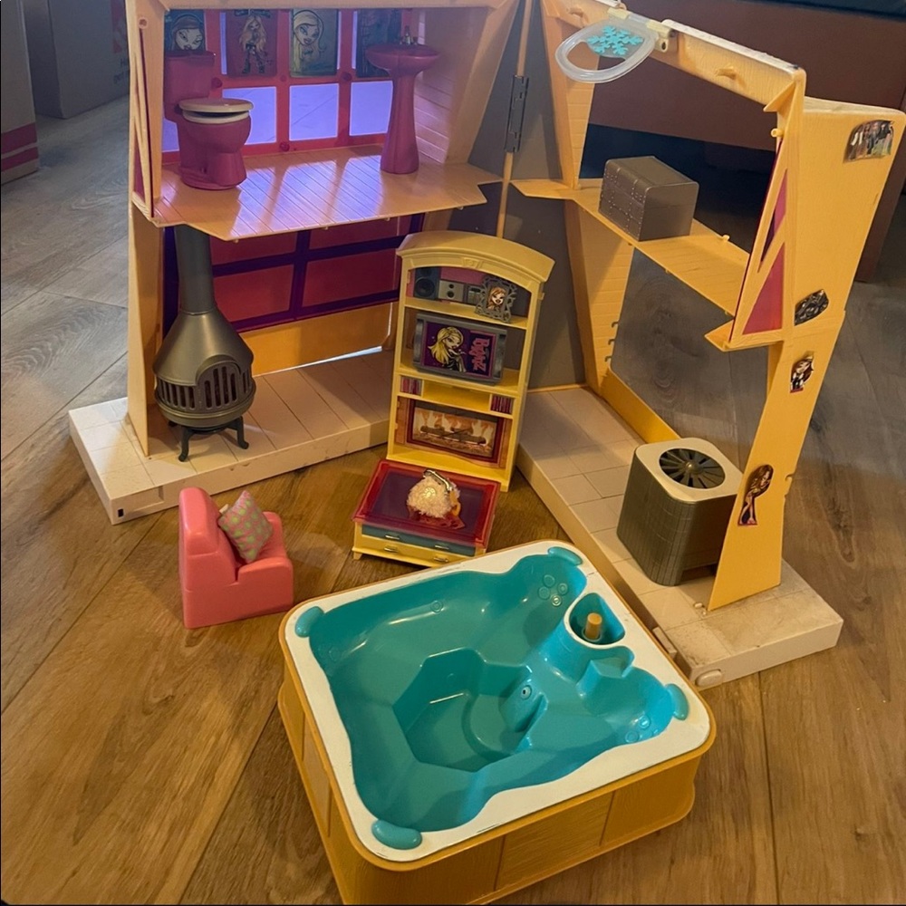 Bratz cabin